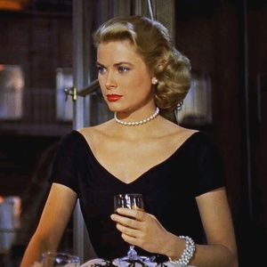 Grace Kelly, collar