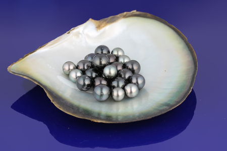 Tahitské perly